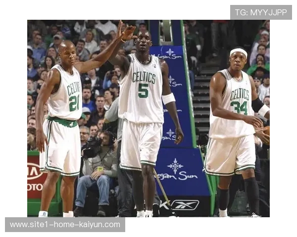 球队实力榜雷霆重返榜首 火箭断崖式下滑湖人维持第十 球队实力榜雷霆重返榜首 火箭断崖式下滑湖人维持第十