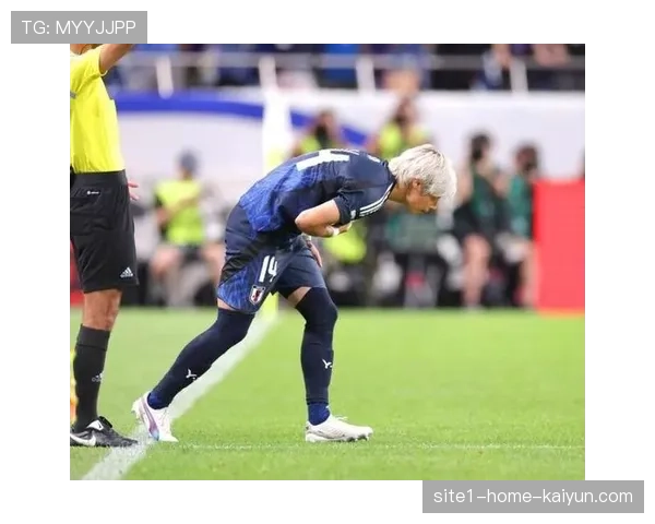 亨克前锋索尔与伊东纯也破门，进攻端多点开花确保晋级