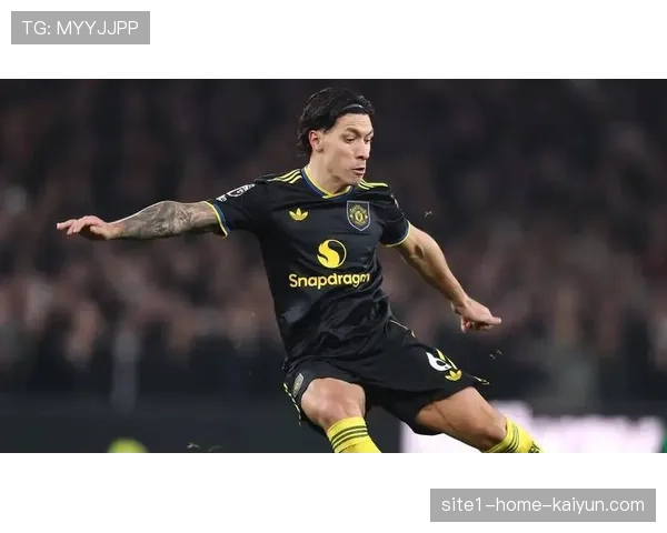 曼联24天休整期迎利好，利桑德罗·马丁内斯有望复出救急